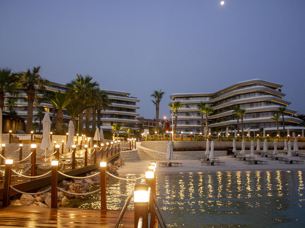 Reges A Luxury Collection Resort & Spa Çeşme